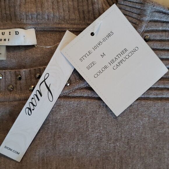 Liquid by Sioni Sweater - Picture 13 of 16